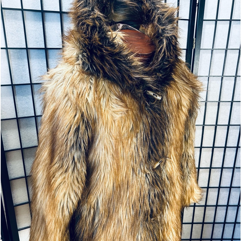 Donna Salyers Fabu Furs Full Length Long Hair Hooded Faux Fur Coat - Picture 6 of 11